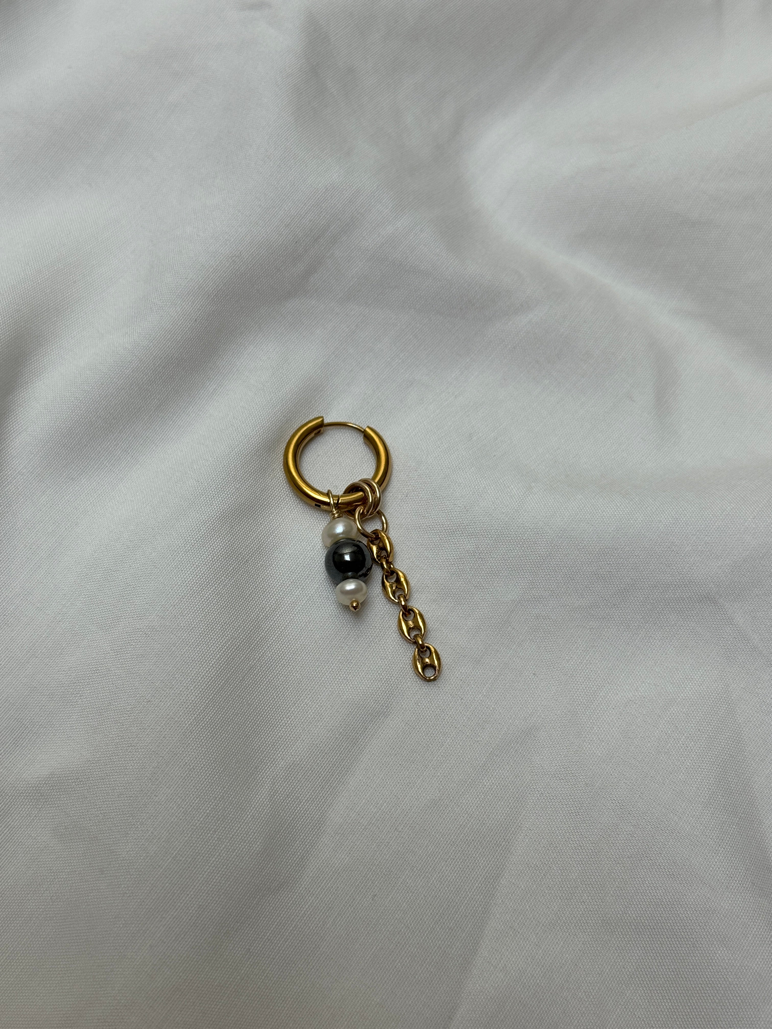 Mono créole dorée//chaîne & perles mixtes