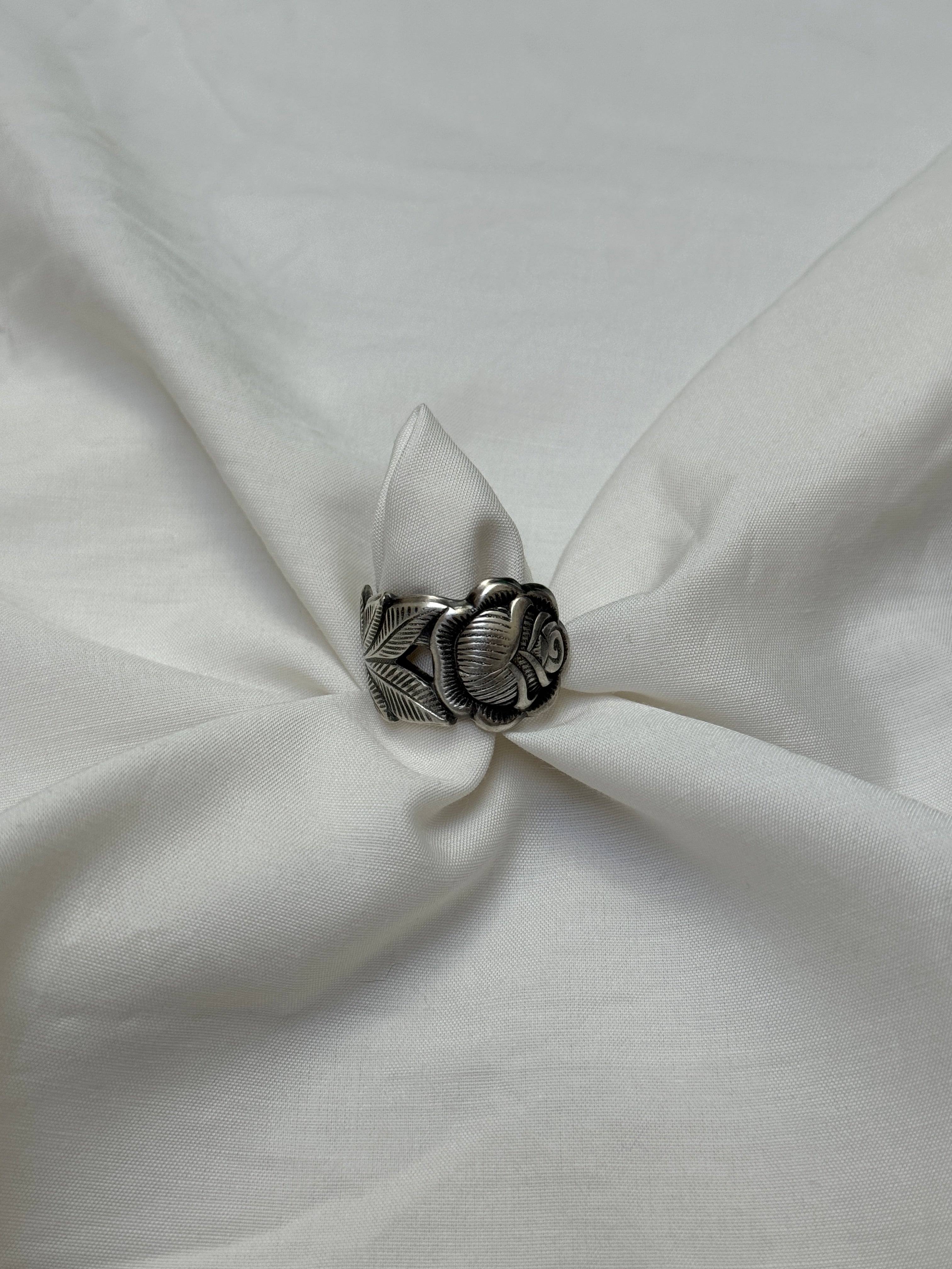 Bague Rose argentée #4