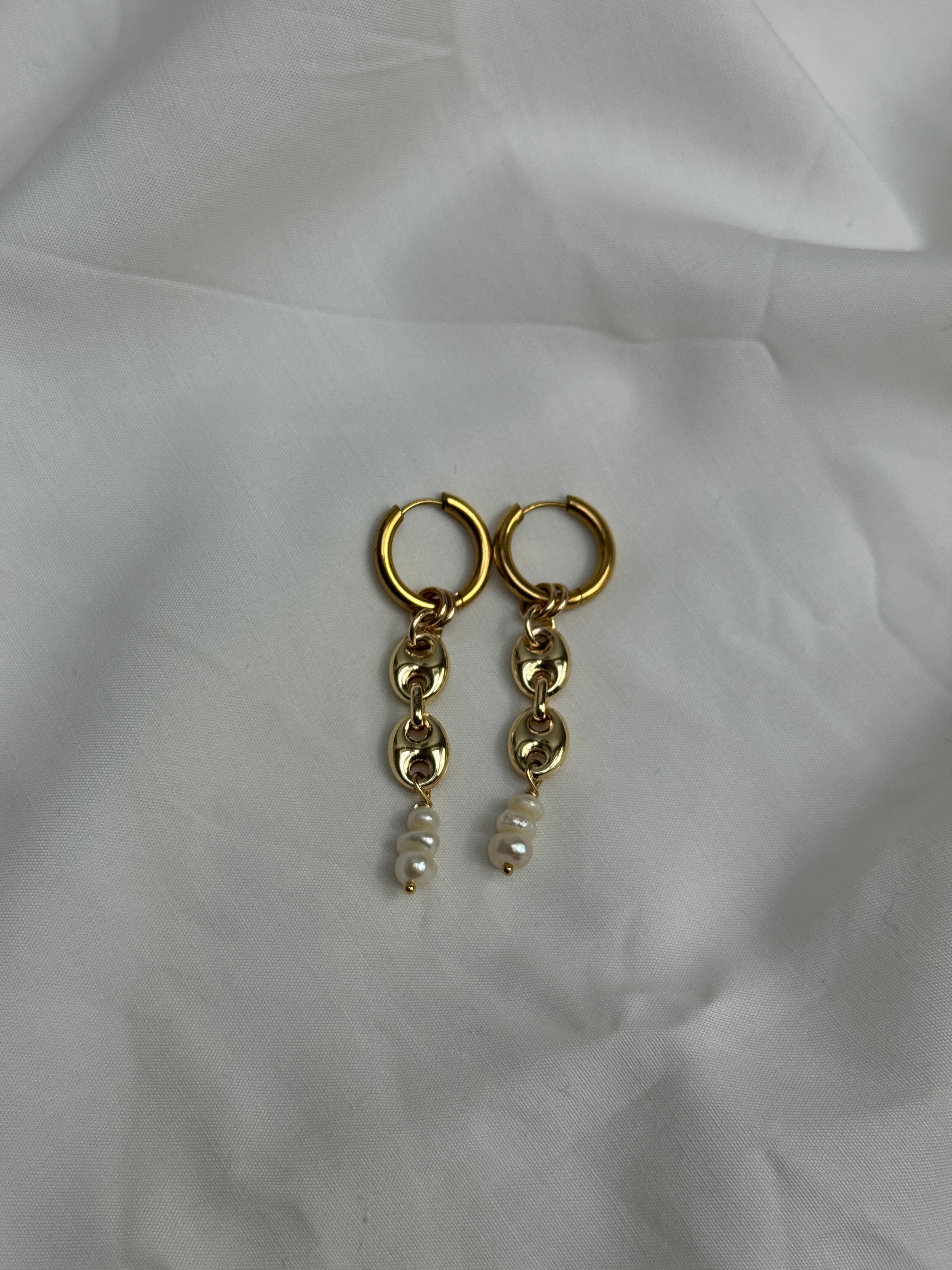 Paire petites créoles dorées #4