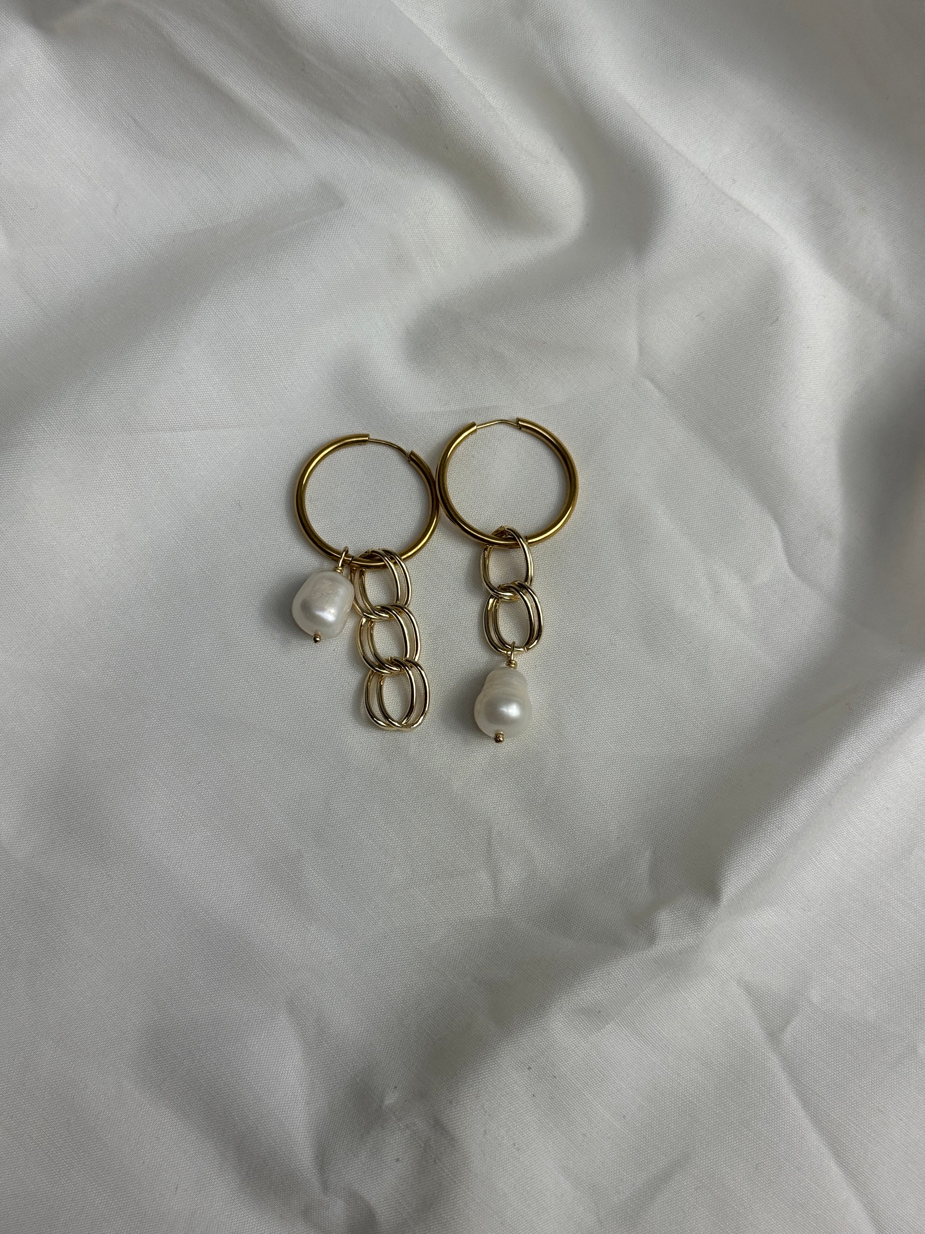 Paire grandes créoles dorées #3