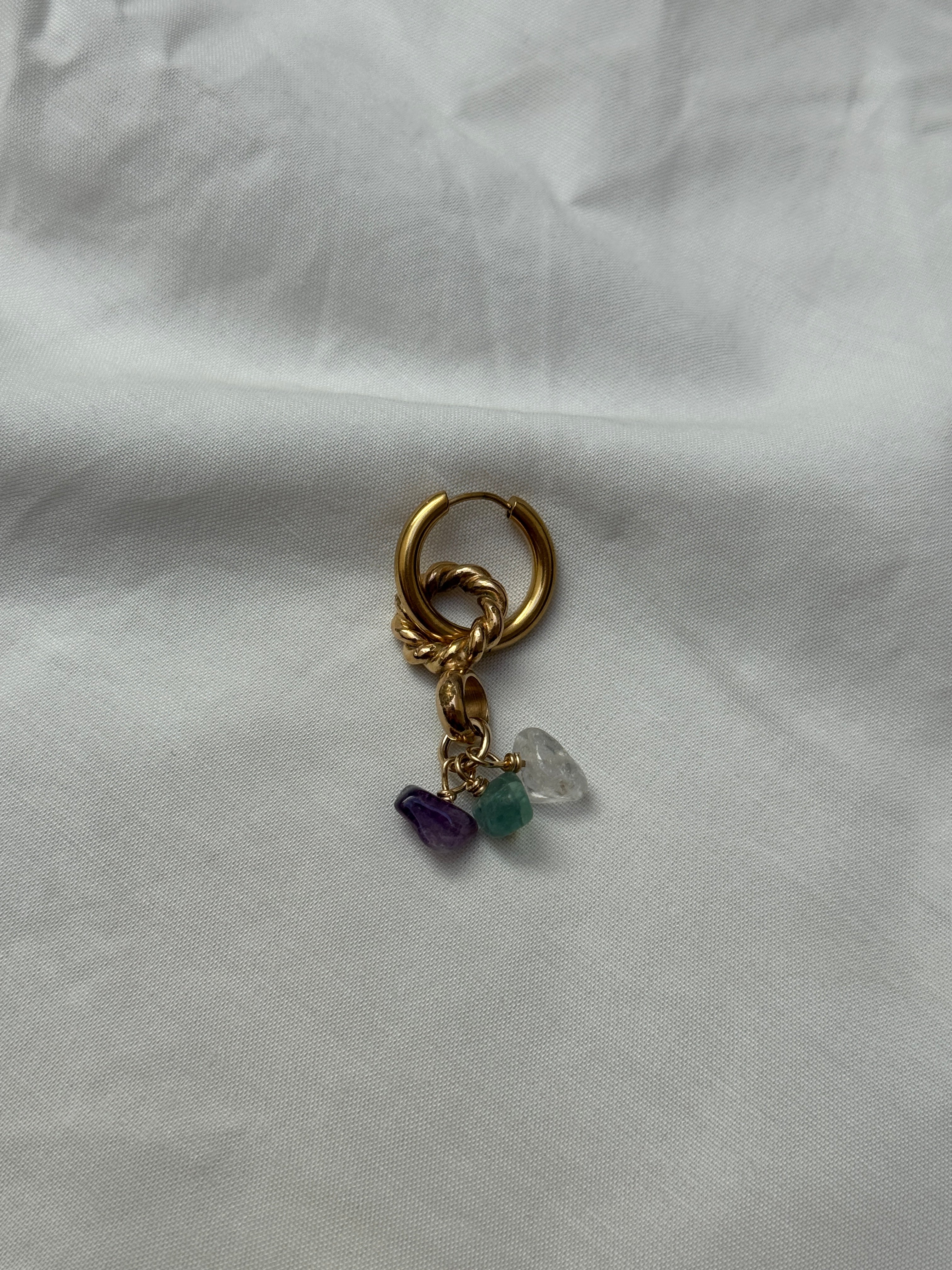 Mono créole dorée//chaîne & perles diverses