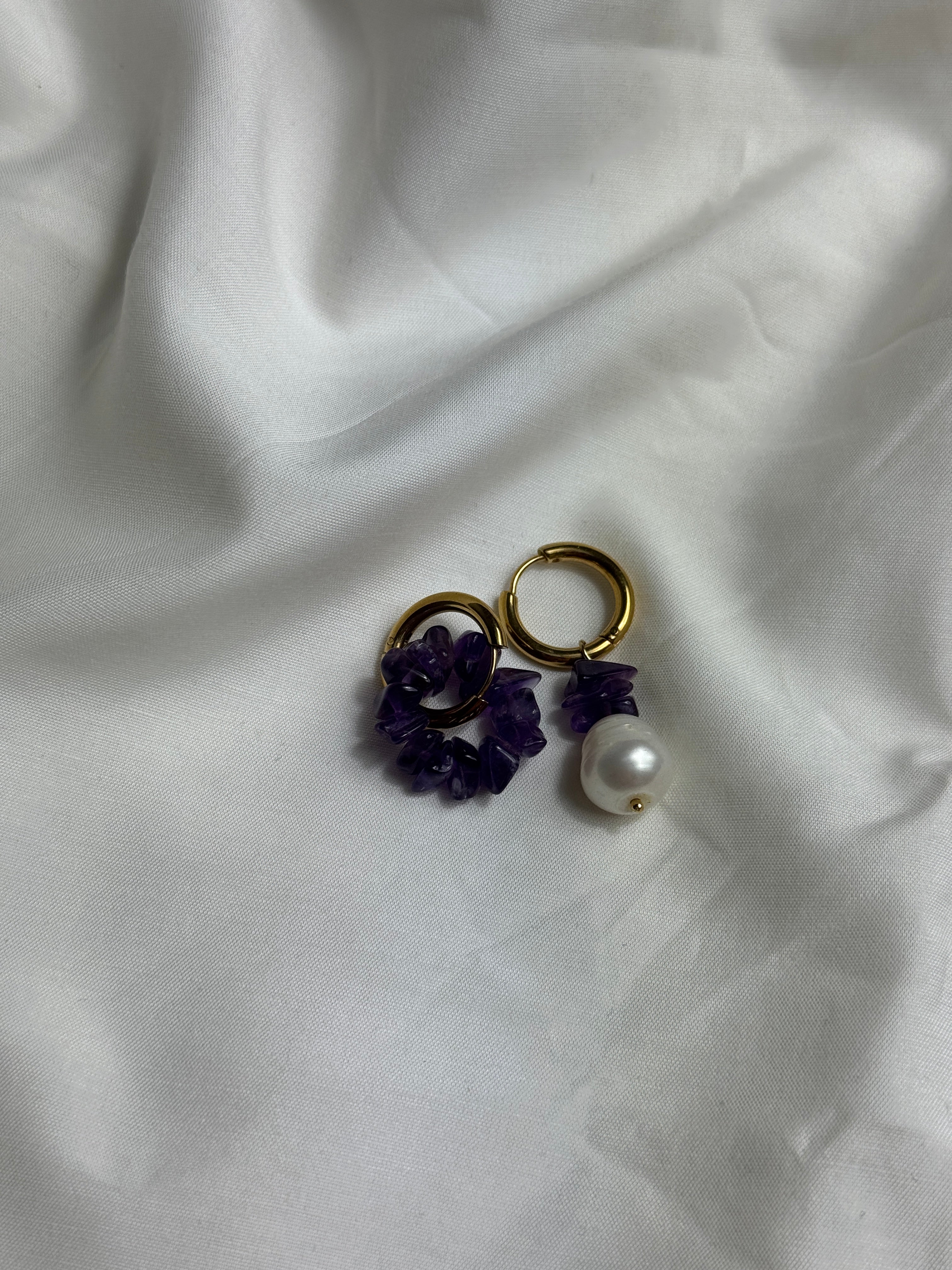 Paire petites créoles dorées & Améthyste