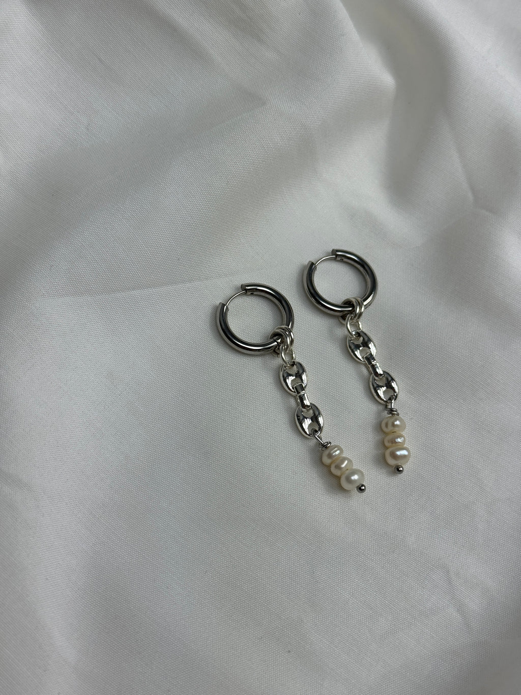 Paire petites créoles argentées #1