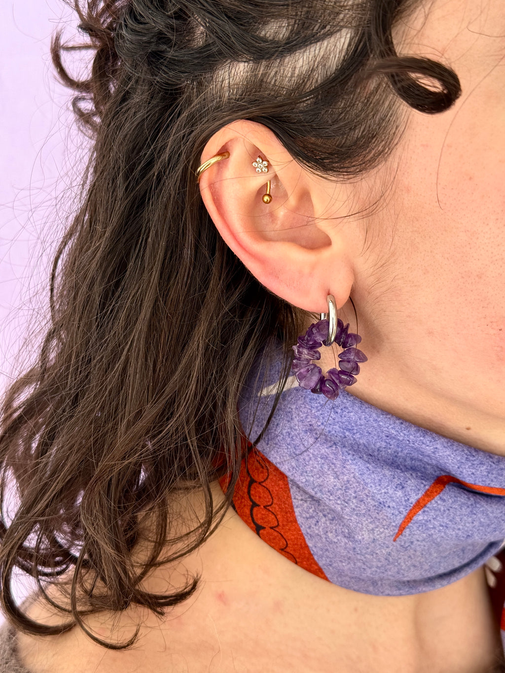 Paire petites créoles argentées & Améthyste