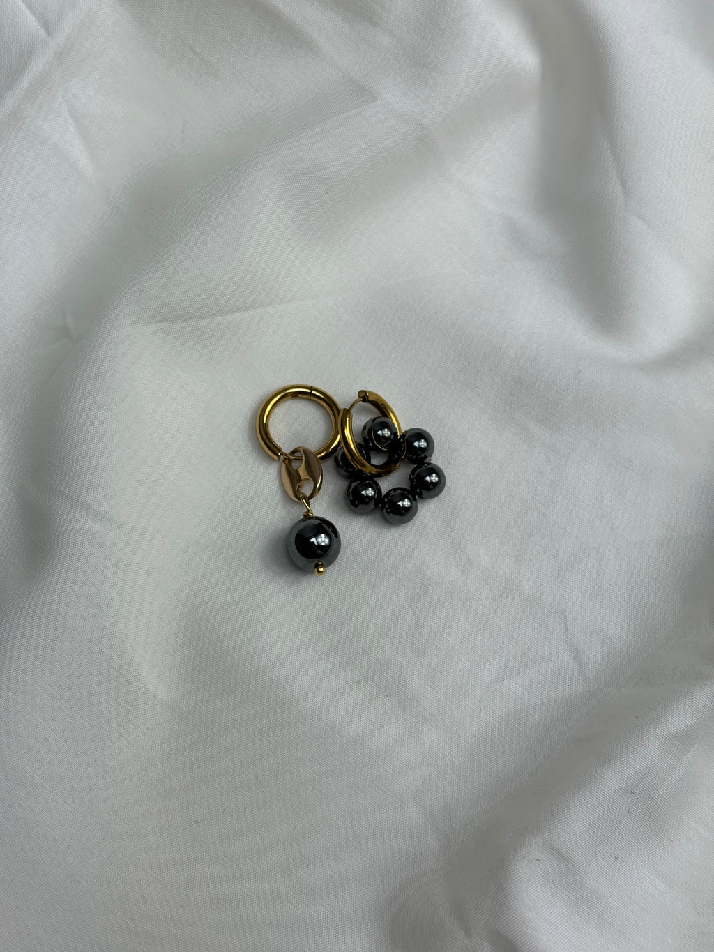 Paire petites créoles dorées & hématites