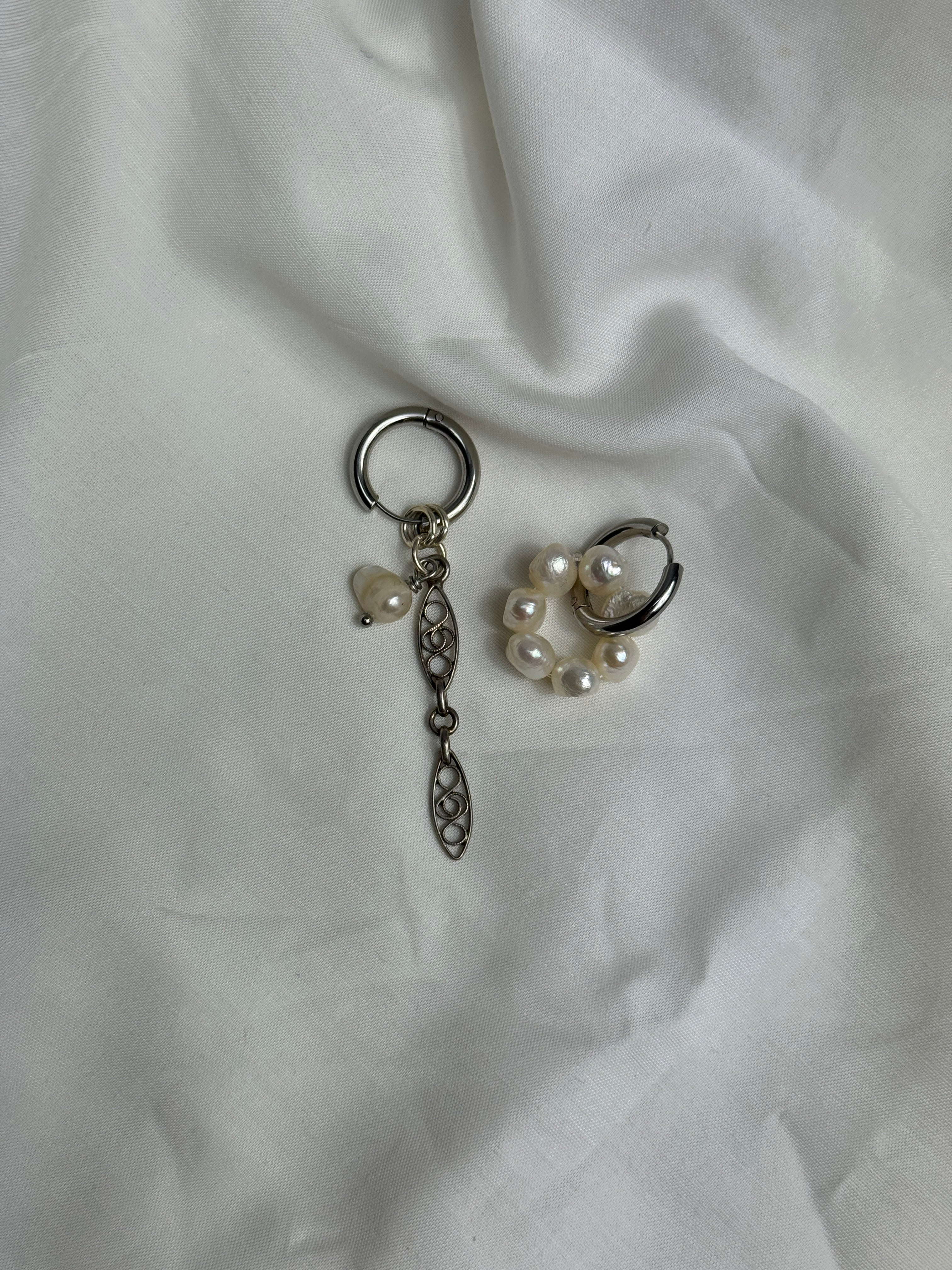 Mono créole argentée & perles d’eau douce